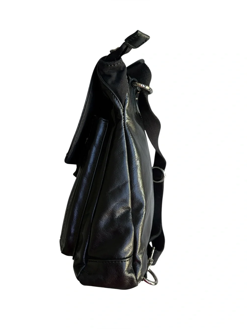 The Sak Blk Leather Convertible Backpack Messenger Boho Goth Gorpcore Aesthetic